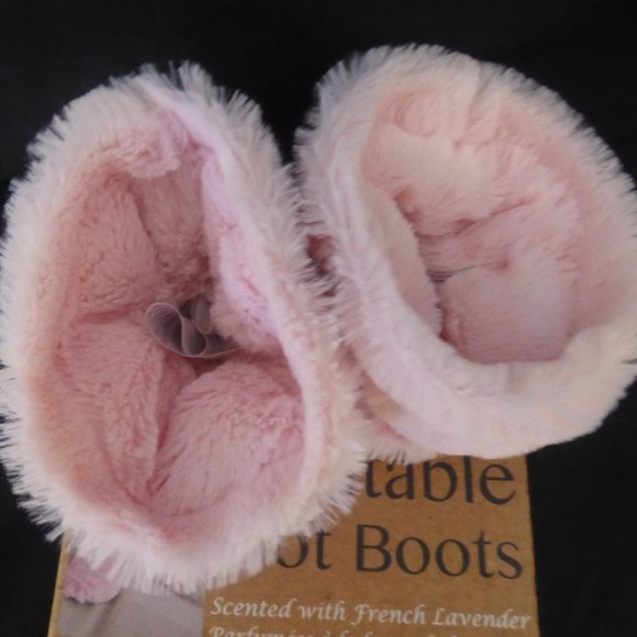 HEATABLE HOT BOOTS, scented with French Lavender, free size 6-10, BNIB - Picture 4 of 5